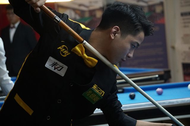 了多元化背 了多元化背