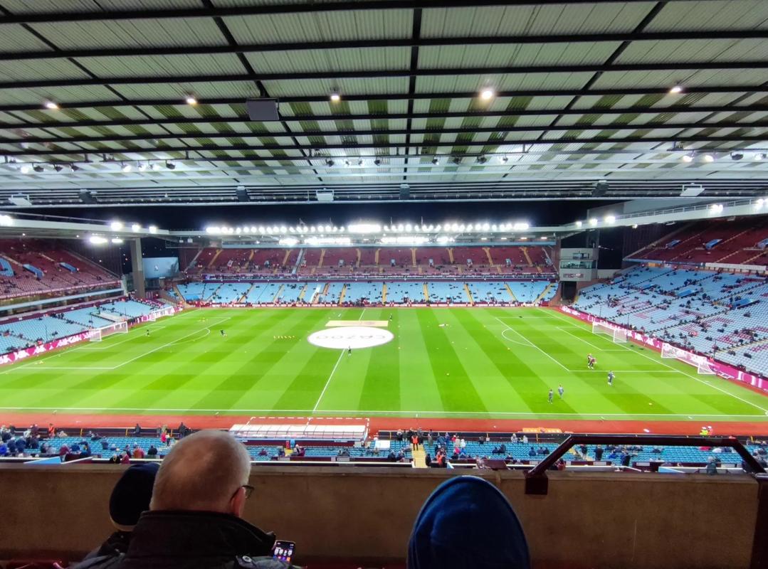 边后卫的套 边后卫的套