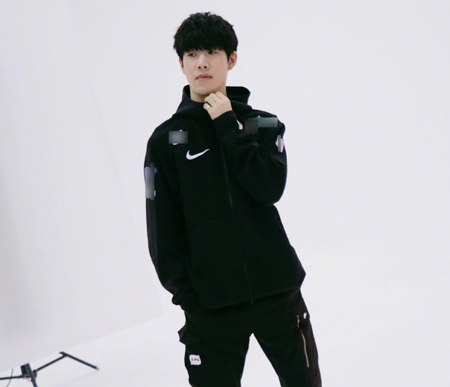 从历史纵深 从历史纵深